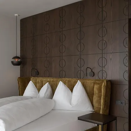 Feel Good Johannis 4*
