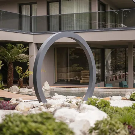 فندق Feel Good Johannis 4*