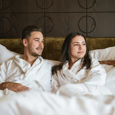 فندق Feel Good Johannis 4*