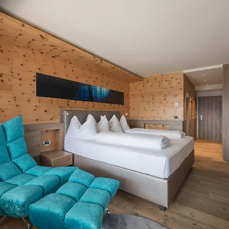 فندق Feel Good Johannis 4*